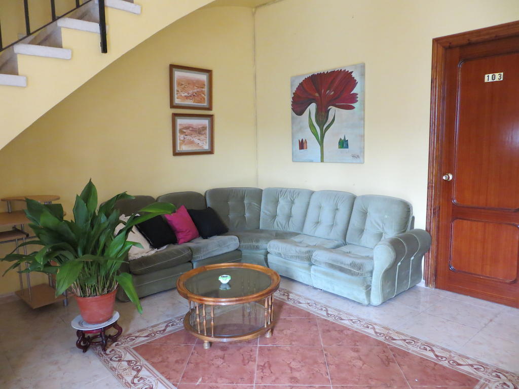 El Tejar Hostal Restaurante Reina מראה חיצוני תמונה