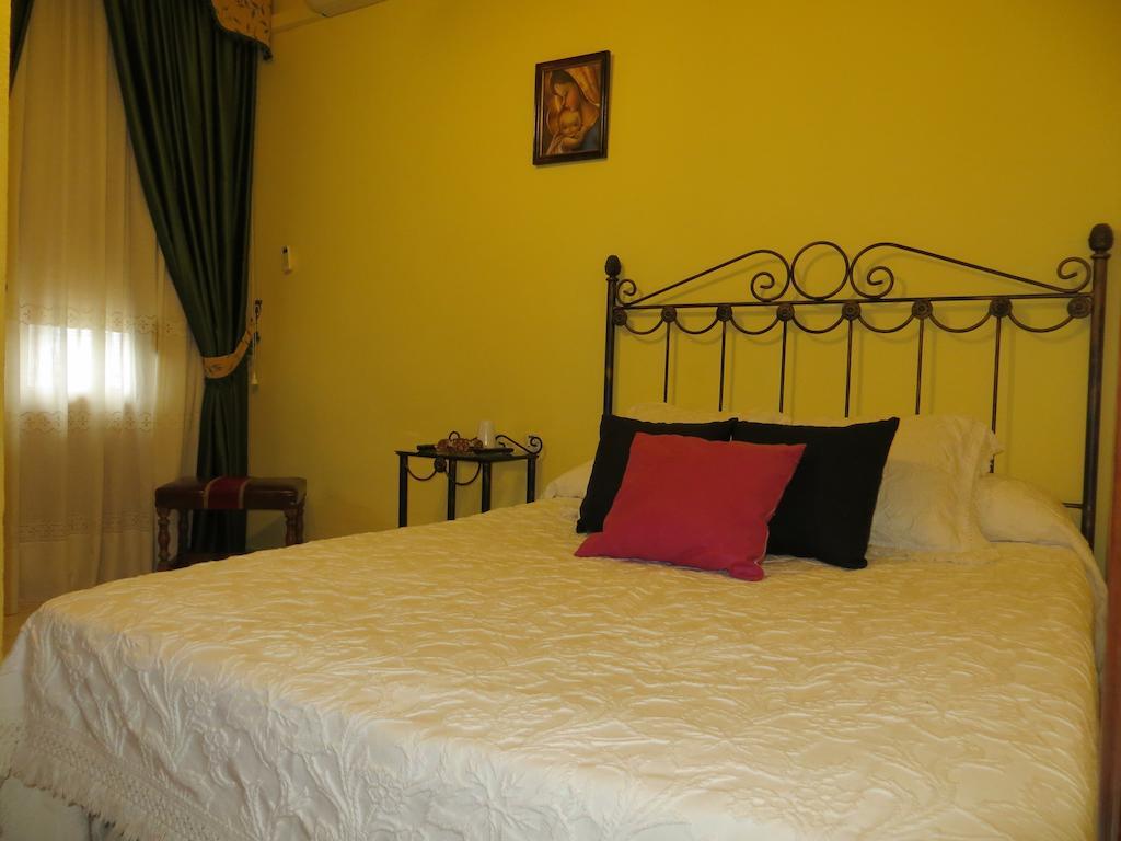 El Tejar Hostal Restaurante Reina מראה חיצוני תמונה