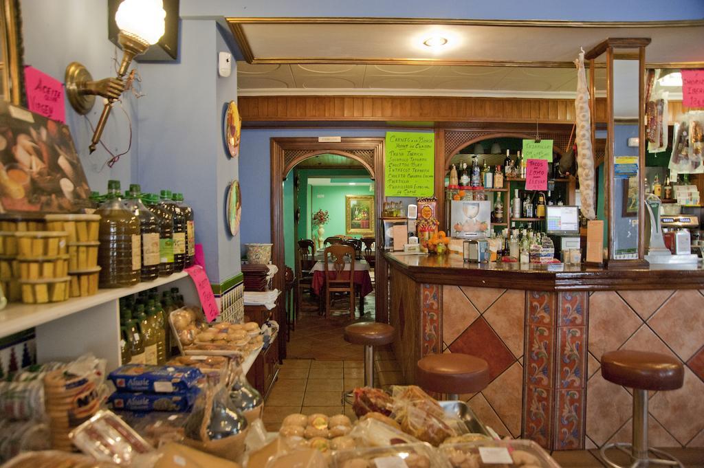 El Tejar Hostal Restaurante Reina מראה חיצוני תמונה