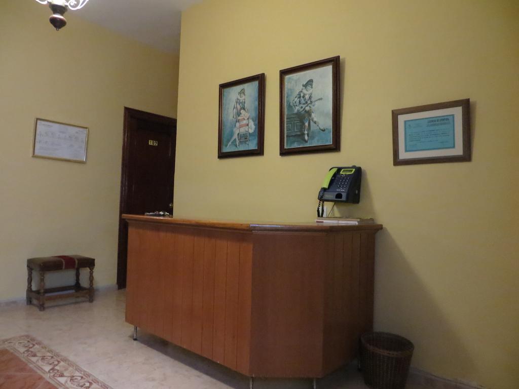 El Tejar Hostal Restaurante Reina מראה חיצוני תמונה