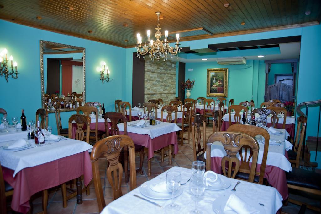 El Tejar Hostal Restaurante Reina מראה חיצוני תמונה